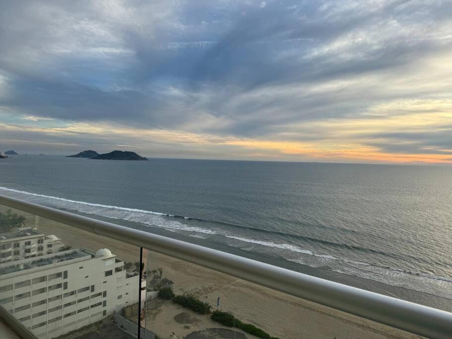 Apartmán Departamento De Lujo Vista Al Mar Piso 15 Mazatlán Exteriér fotografie